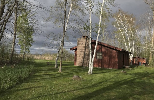 Lake Cabin