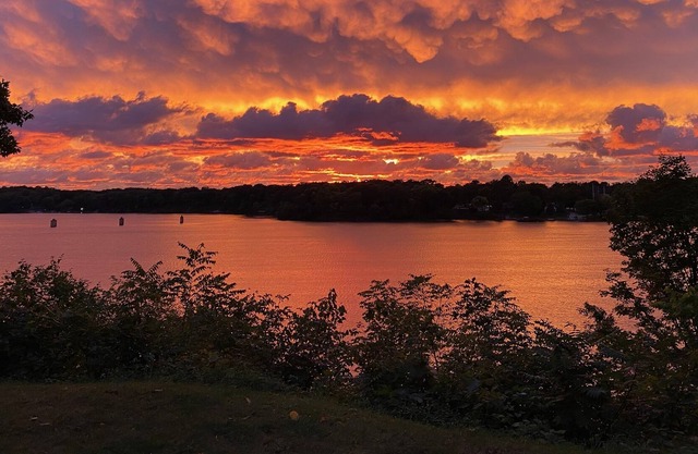 Lake Chapin Sunset View Home