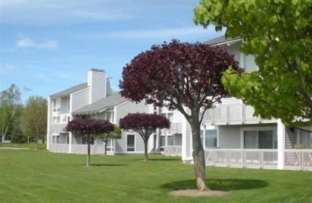 Lago Charlevoix Condo En Los aterrizajes en Boyne City