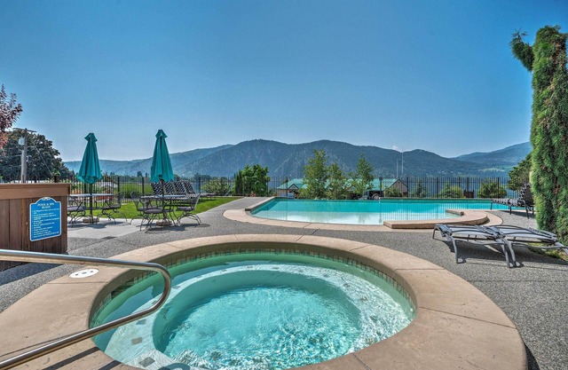 ¡NUEVO! Condominio en el lago Chelan con piscina infinita.