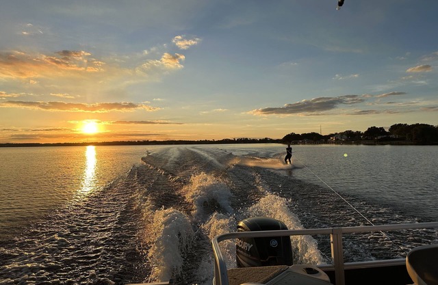 Lake Clinch Getaway