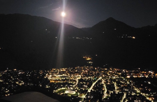 Lake Como 7 miles - Val di Mello: 1-ROOM-APARTMENT / TWO-ROOM APARTMENT BedroomBathroomKitchen