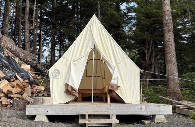 Lake Elizabeth Retreat - car rental available!