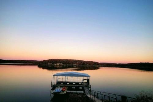 Lake Eufaula lakefront home with private boat dock