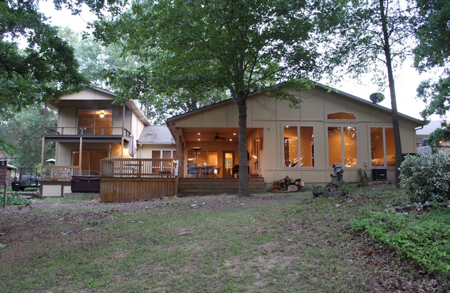 Lake Eufaula Longtown Waterfront casa con muelle privado, 4 dormitorios más loft; 3. 5 baños