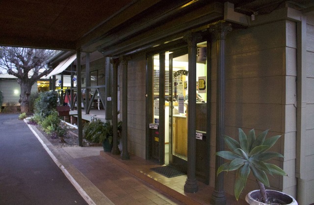 Lake Forbes Motel