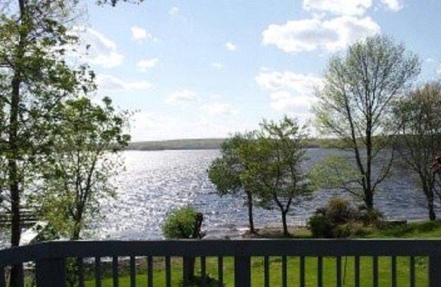 Lake Front Home con hermosas puestas de sol sobre el lago Wallenpaupack