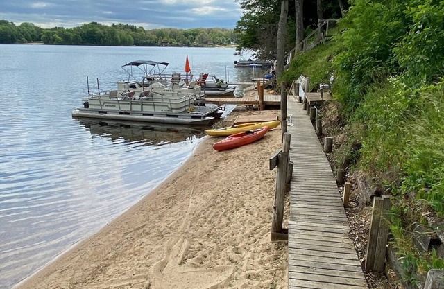 Lake Front Guest House
