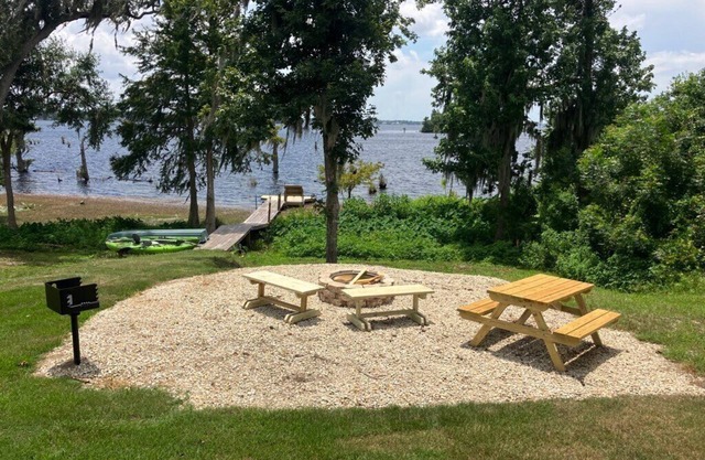 Lake Front Rental in Panama City with Kayak, EV Charger, & Dock - Dog Friendly