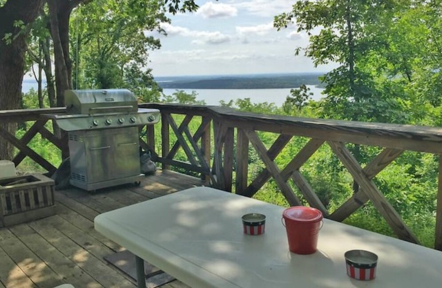 Lake Ft. Gibson Getaway