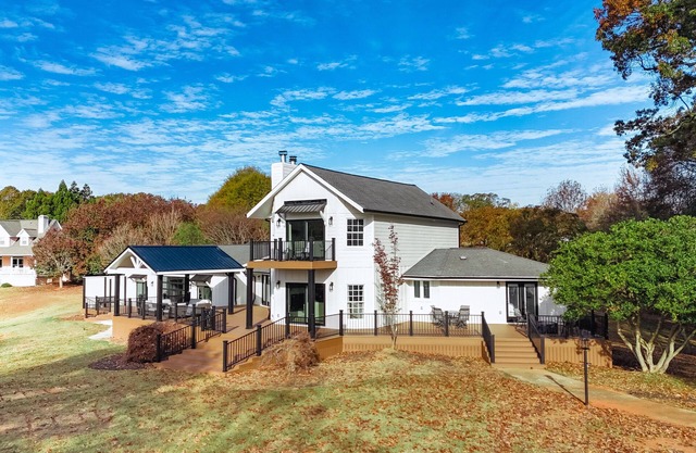 Lake Hartwell Home w/ Dock + Fire Pit!