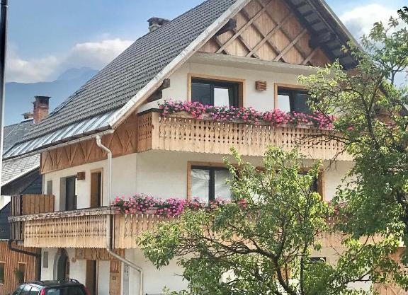 LAKE HOUSE BOHINJ
