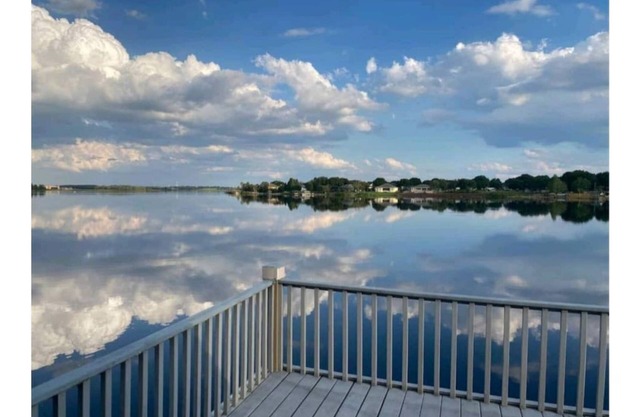 Lake House Retreat