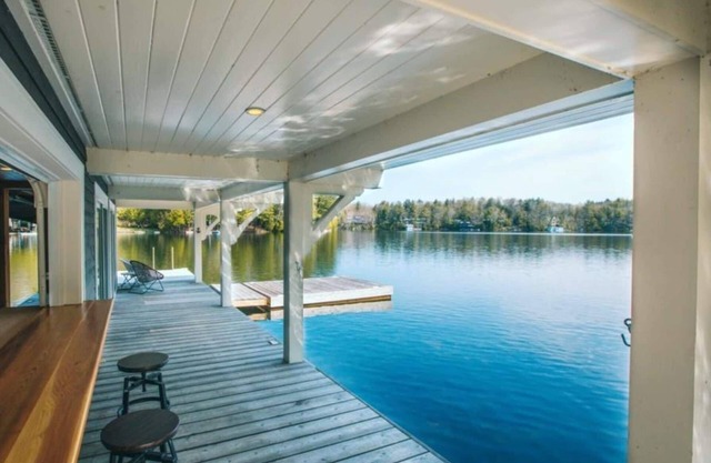 Lake Joe Dreaming - your Muskoka home away from home!