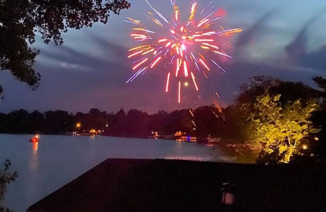 Lago Le Homme Dieu! Lindo y acogedor en el borde de las aguas!