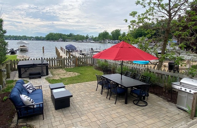 Lake Life Awaits with Boat Pier, Beach, Hot Tub, Parking on Paw Paw Lake