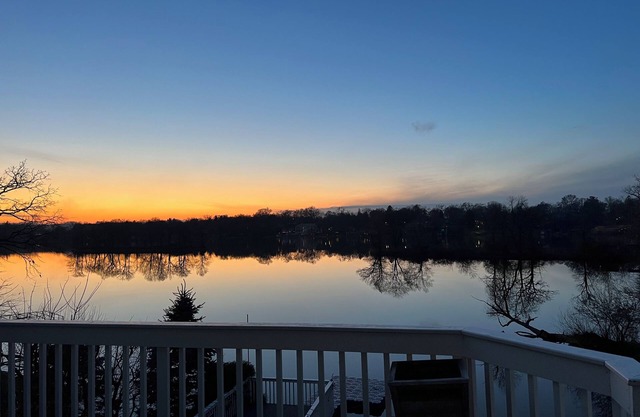 Lake living does NOT get any better than this!