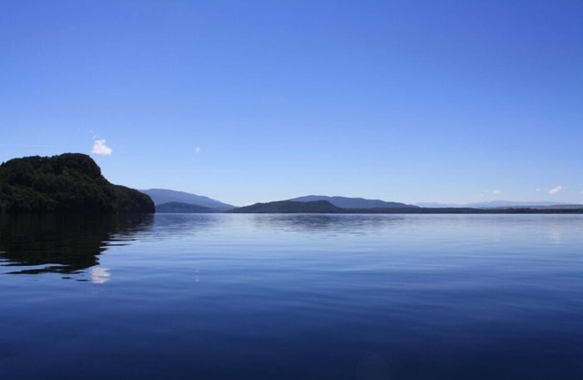 Lake Manapouri Town House