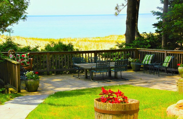 Lake Michigan Cottage, playa privada y puestas de sol, gran terraza, capacidad para 16