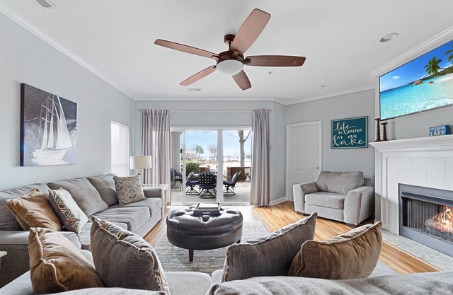 Lake Norman Waterfront Condo Retreat - Dog Friendly Cornelius Vacation Rental
