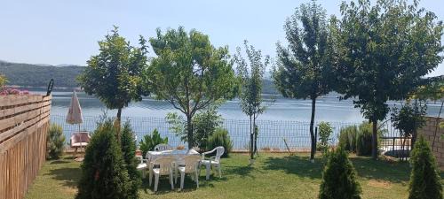 Lake of Diber