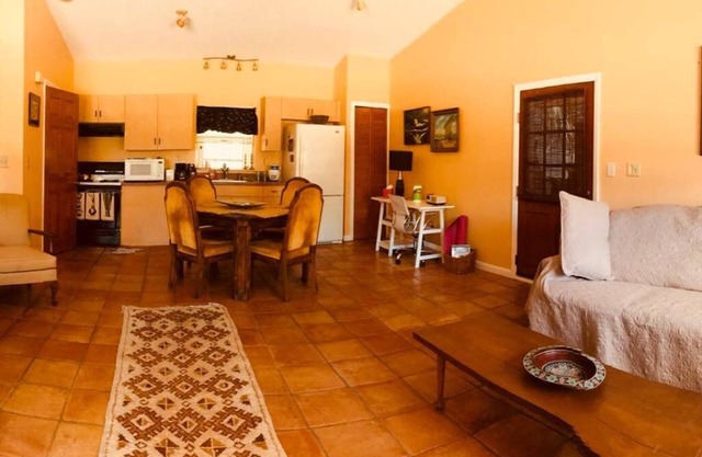 Lake of the Hills Cottage - capacidad para 4