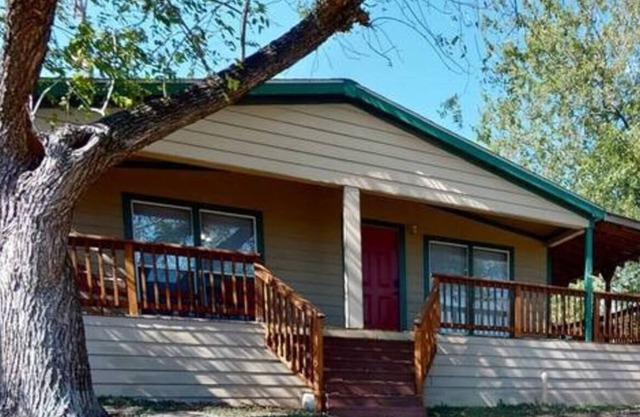 Lake Placid Waterfront/Sleeps 10