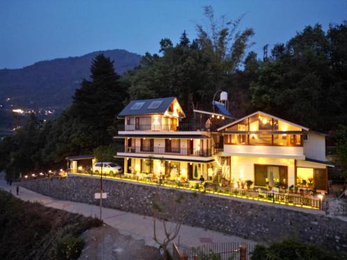 Lake Pleasant Villa