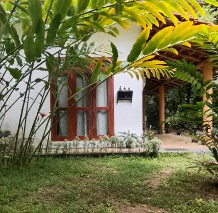 Lake Road Villa