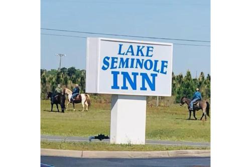 Lake Seminole Inn By Belvilla Marianna Hwy 90