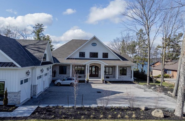 Lake Simcoe Loft with Beach Access