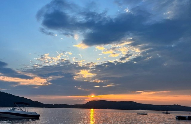 Lago Sunapee acceso, Monte Sunapee esquí cerca, Diversión para toda la familia