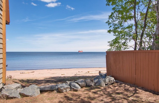 Lake Superior Beach House, caminar 2 cuadras al Canal Park!