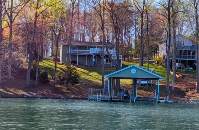 Lago Tiempo: ping-pong, futbolín, Hamaca, lote suave, muy bien amueblado, hogar clásico lago