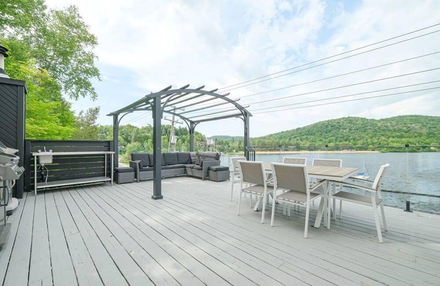 Lake view, central from activities - LOFT 4