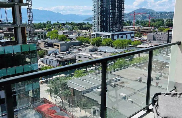 Lake View Condo 3 in Kelowna