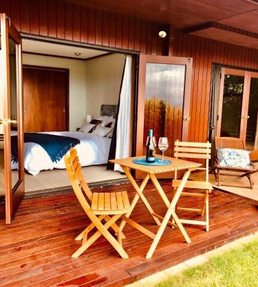 Lake View Garden Apartment