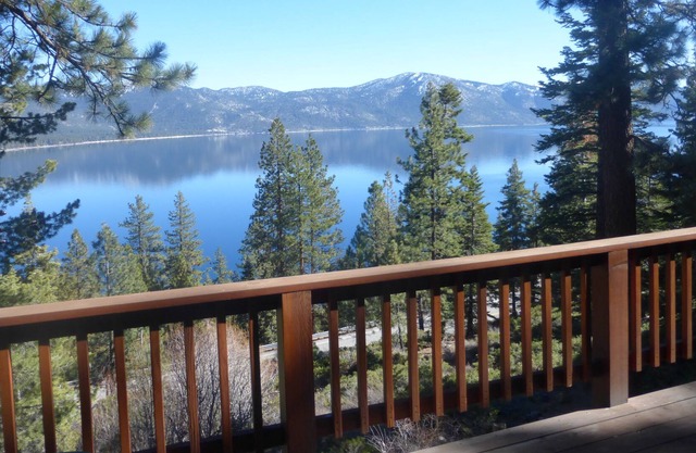 Vista al lago casa ideal para recuerdos familiares y todas las actividades al aire libre!