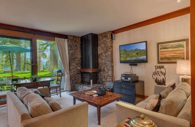 Lake View|Close to Palisades|Walk to Tahoe City
