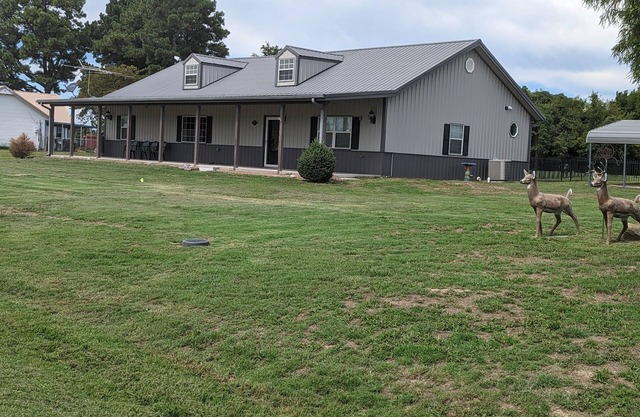 Lake View, wheelchair accessible, sandy beaches close by, quiet area