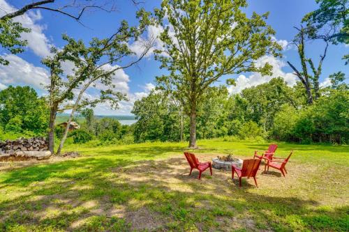 Lake Views and Yard Home Near Table Rock Lake!