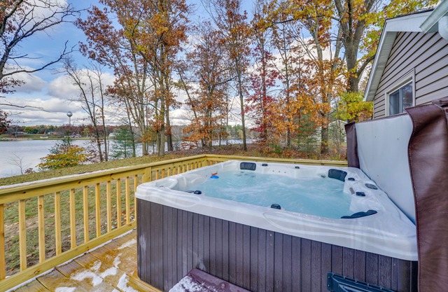Lake White Cloud Home with Fire Pit!