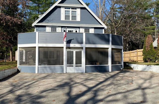 Lago Winnipesaukee Inicio-Semanas / fines de semana Follaje de otoño, esquí de invierno, diversión de verano