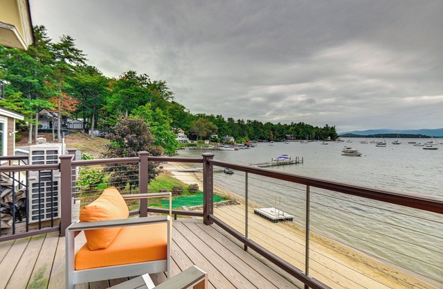 Lake Winnipesaukee Condo w/ Beach Access!