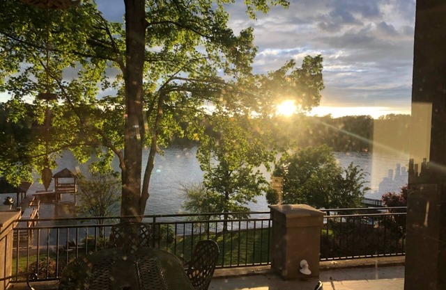 Lakefront Main Channel Estate