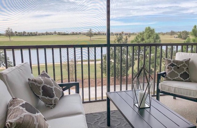 Lakefront 2 BR Condo In Lakewood National - The Cortusa