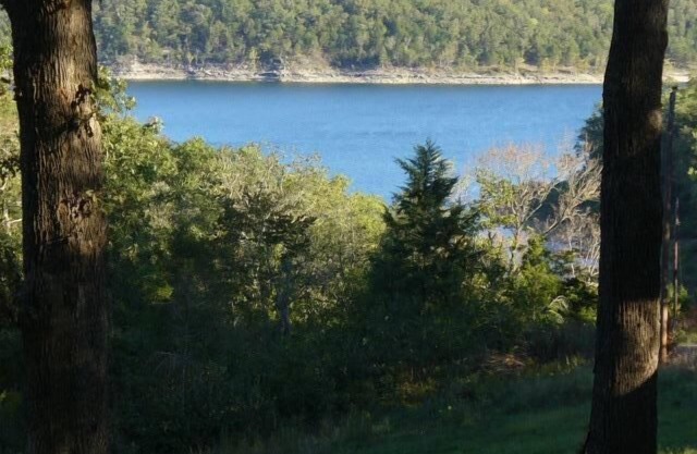 Lakefront 5 Br House - Tranquilo, asequible, espacioso y relajante