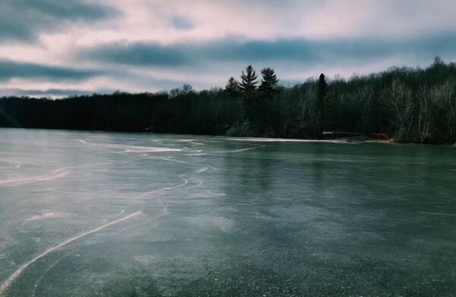 Lakefront Cabin - less than 1 mile from the UTV/Snowmobile trails!