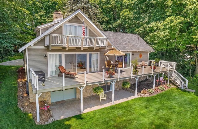 Lakefront Chalet on Big Lake – 4BR Retreat with Dock & Beautiful Views