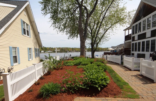Condominio frente al lago, pasos al lago Winnisquam